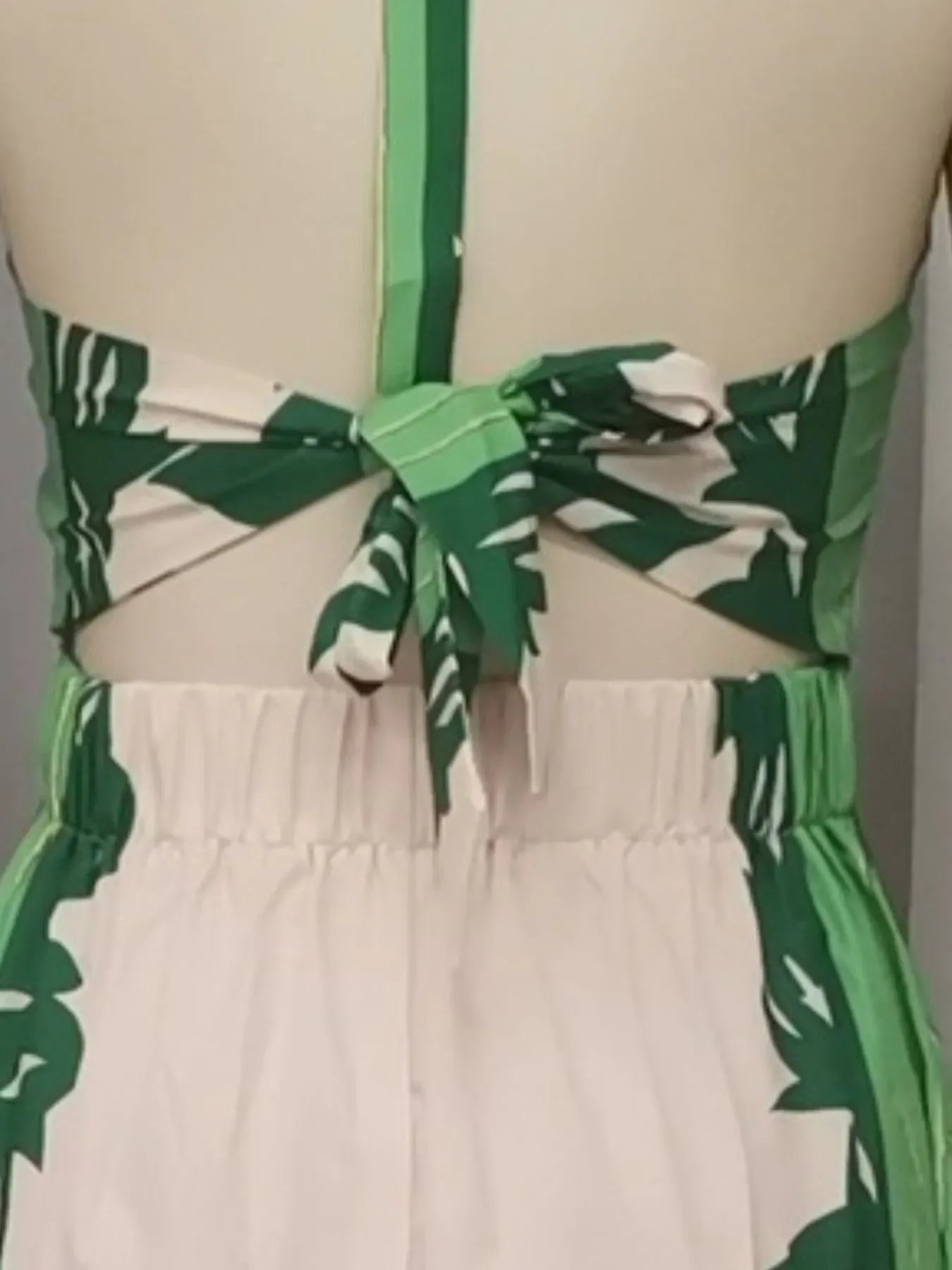 Halter Neck Leaf Print Maxi Dress - Piña Colada