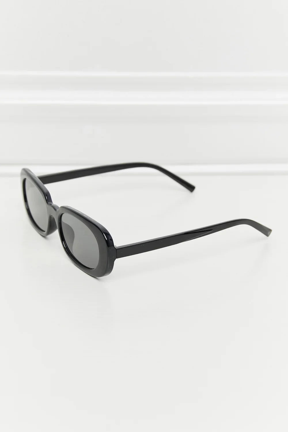 Oval Full Rim Sunglasses - Piña Colada
