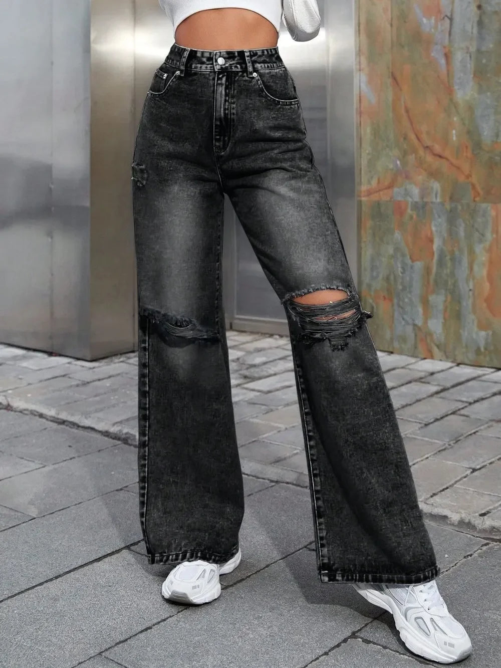 Distressed Wide Leg Jeans with Pockets - Piña Colada