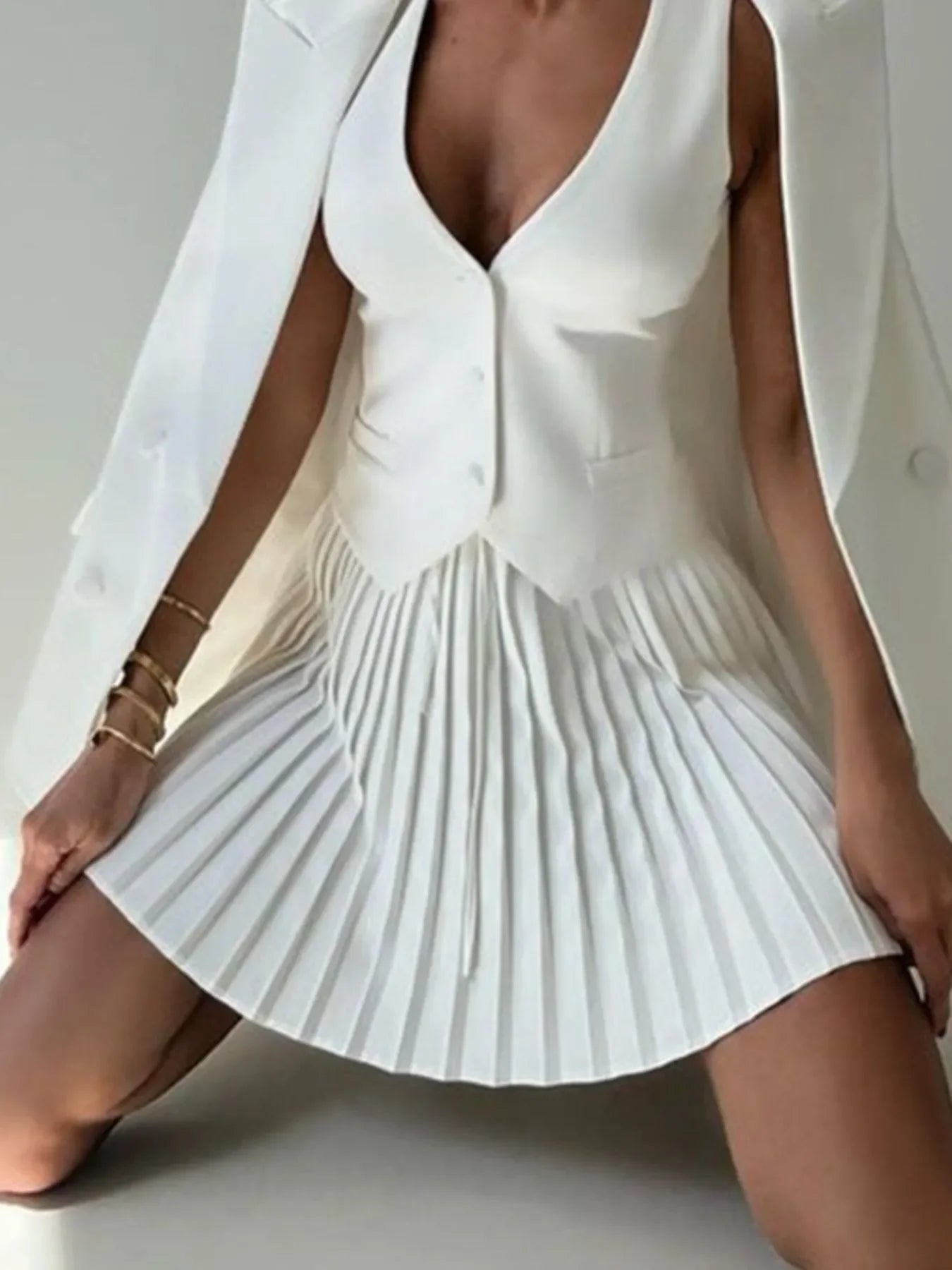 Button Up Vest and Pleated Mini Skirt Set - Piña Colada