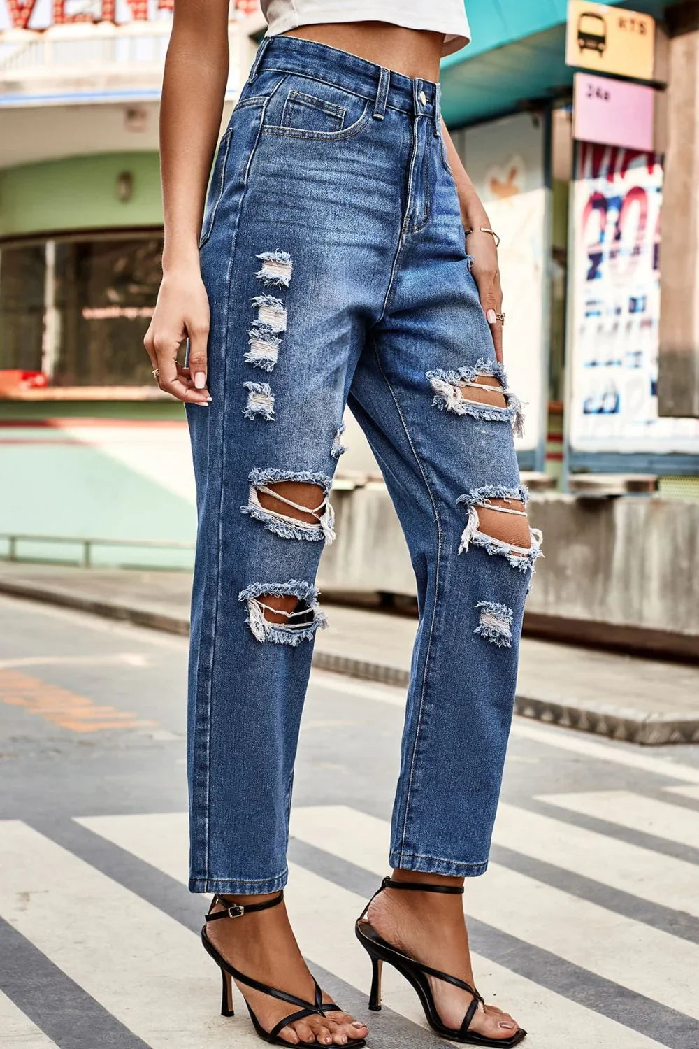 Distressed High Waist Straight Jeans - Piña Colada
