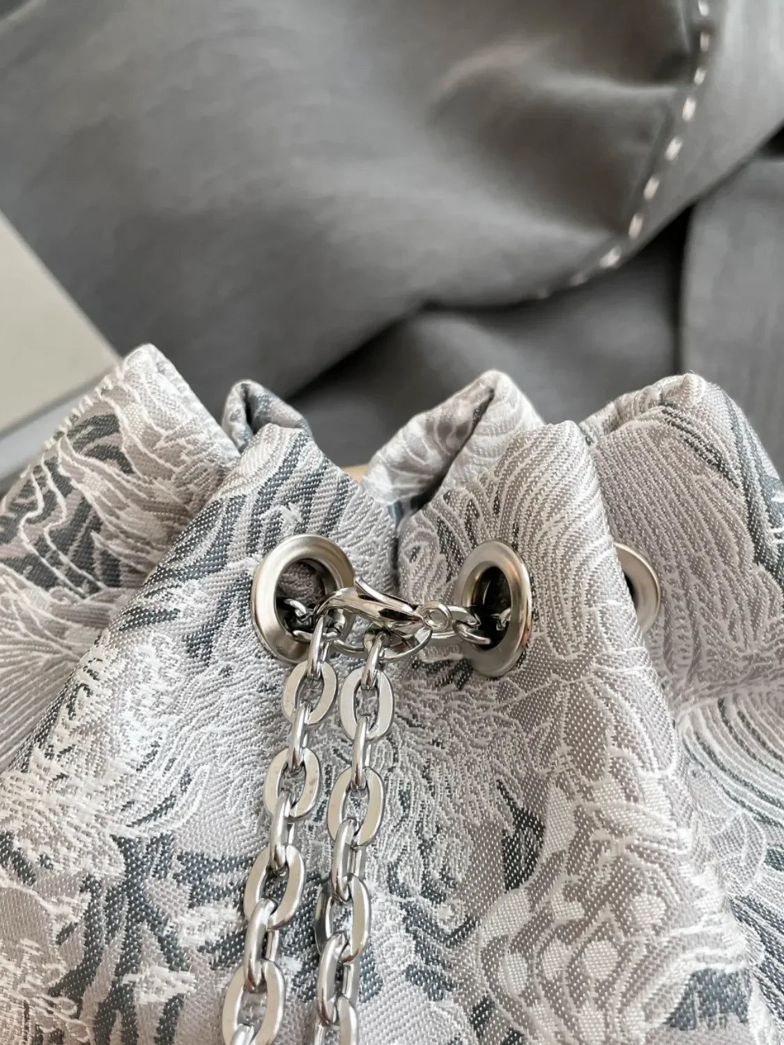 Chain Strap Bucket Bag - Piña Colada
