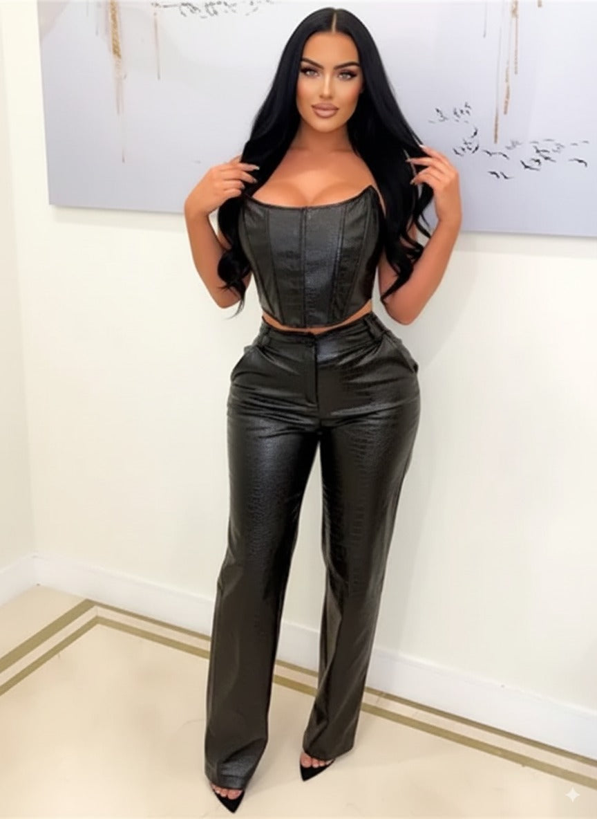 Halter Zip-Up Two-Piece Set – Sexy Clubwear & Tracksuit Combo