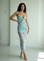 Vestido floral estilo vacaciones con tirantes finos y volantes