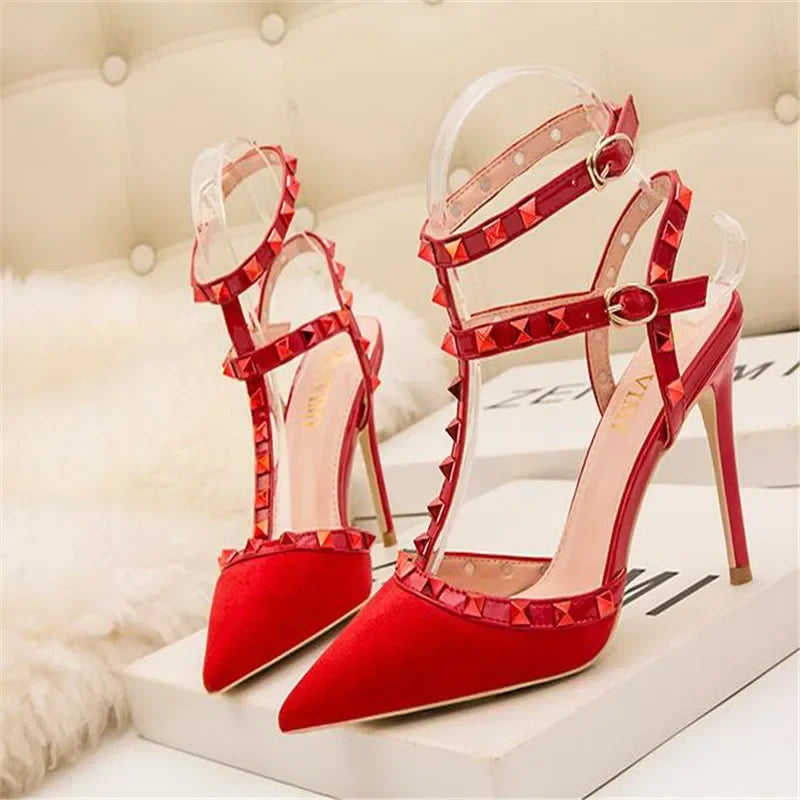 Double Buckle High Heels Pointed - Piña Colada