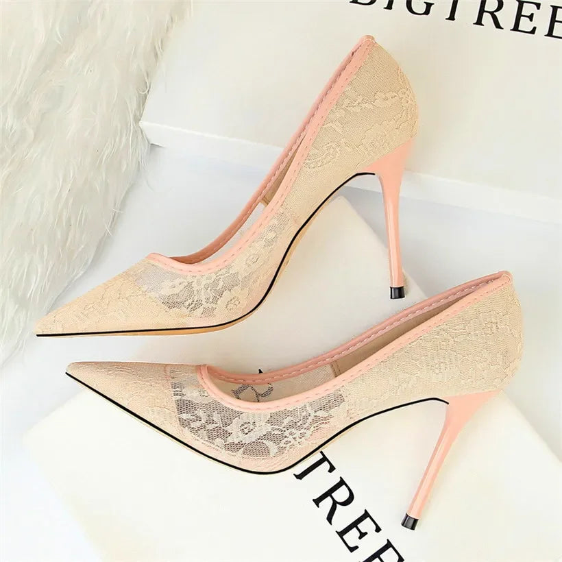 Flower Lace Mesh Pumps - Piña Colada