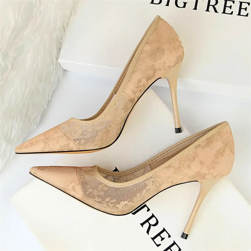 Flower Lace Mesh Pumps - Piña Colada