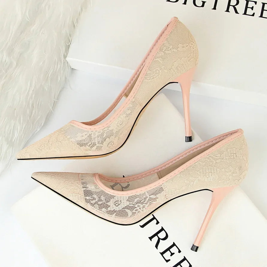 Flower Lace Mesh Pumps - Piña Colada
