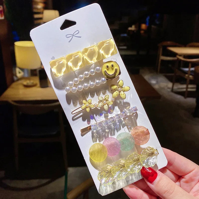 Trendy Geometric Hairpins for Women - Piña Colada