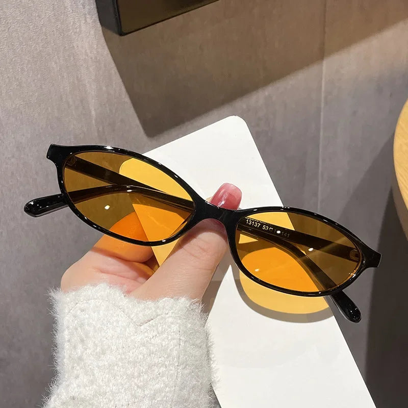 Retro Oval Frame Sunglasses - Piña Colada