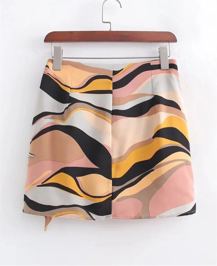 Fashion Graffiti Print Bow Ted Wrapped Mini Skirt - Piña Colada