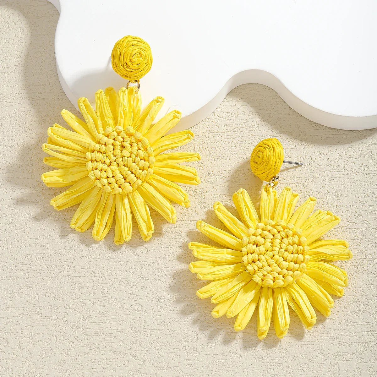 Boho Handmade Rattan Drop Earrings Flower - Piña Colada
