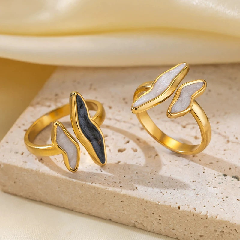 Wavy Crystal Open Ring