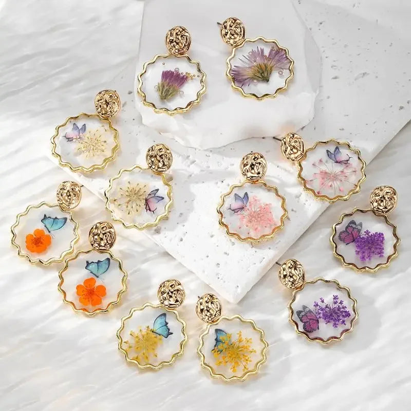 Natural Flower Dangle Earrings - Piña Colada