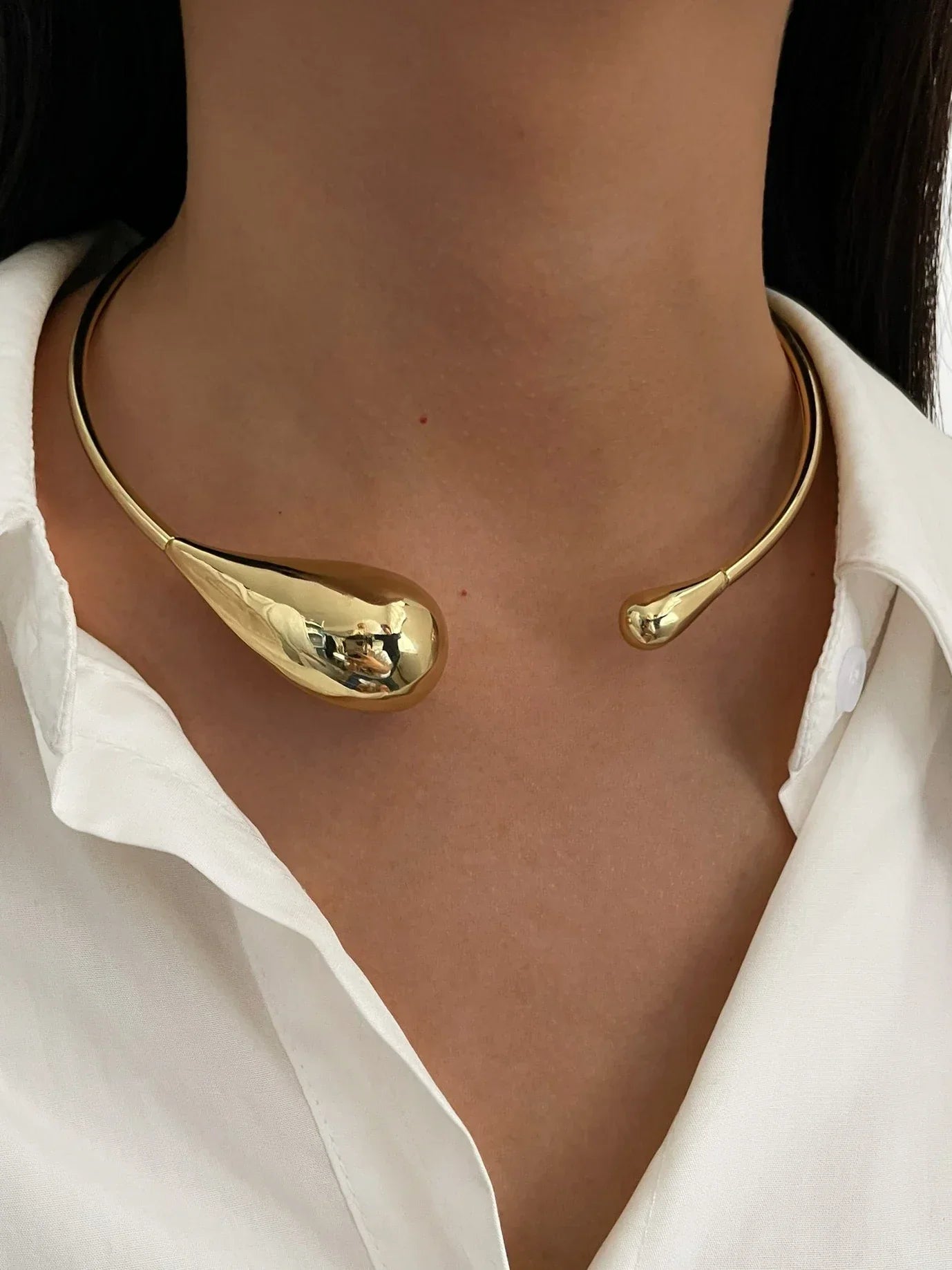 Irregular Chunky Water Drop Open Choker