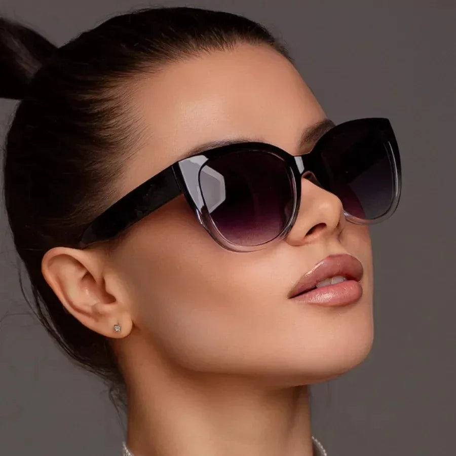Trendy Cat Eye Gradient Sunglasses - Piña Colada