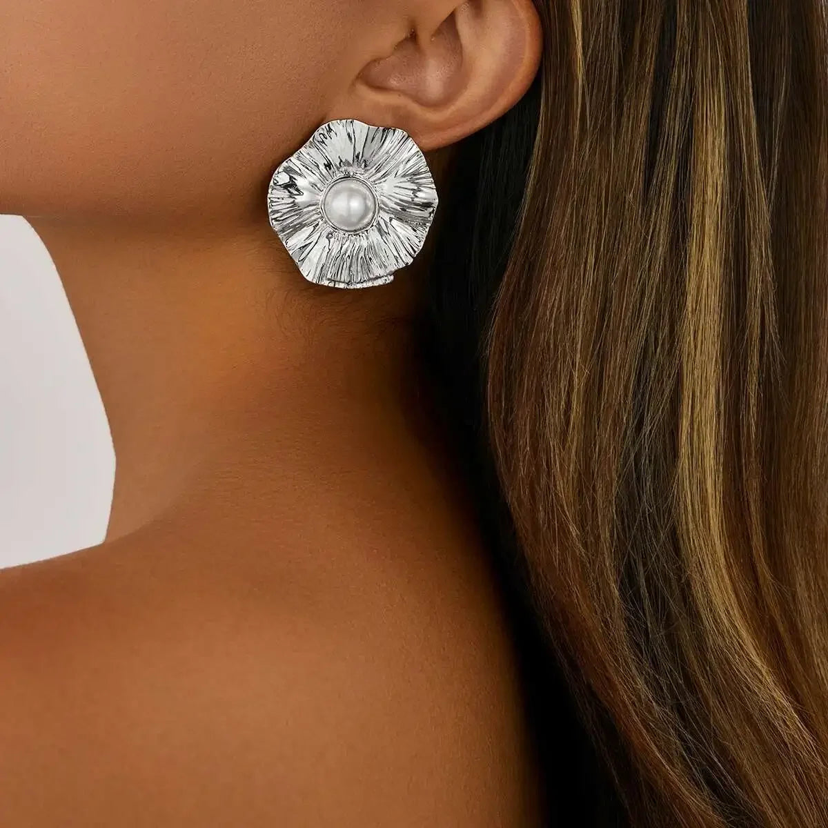 Pearl Texture Wrinkles Earrings - Piña Colada