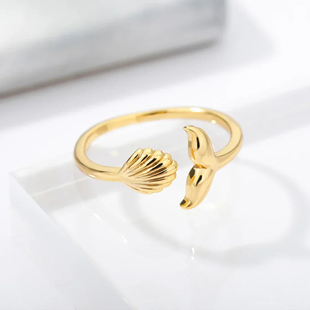 Gold Ocean Starfish & Shell Open Ring - Piña Colada