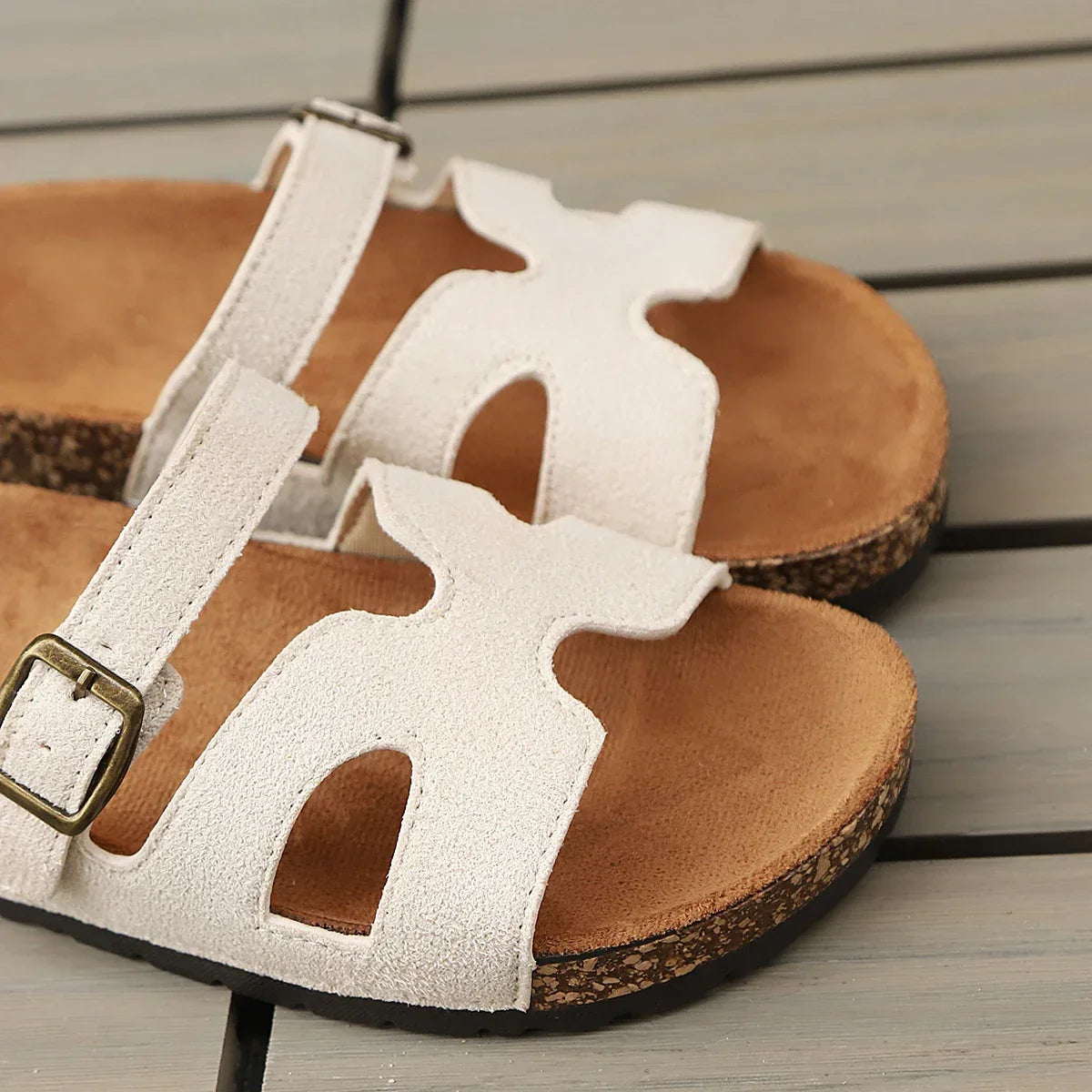 British-Style Cow Suede Cross - Piña Colada