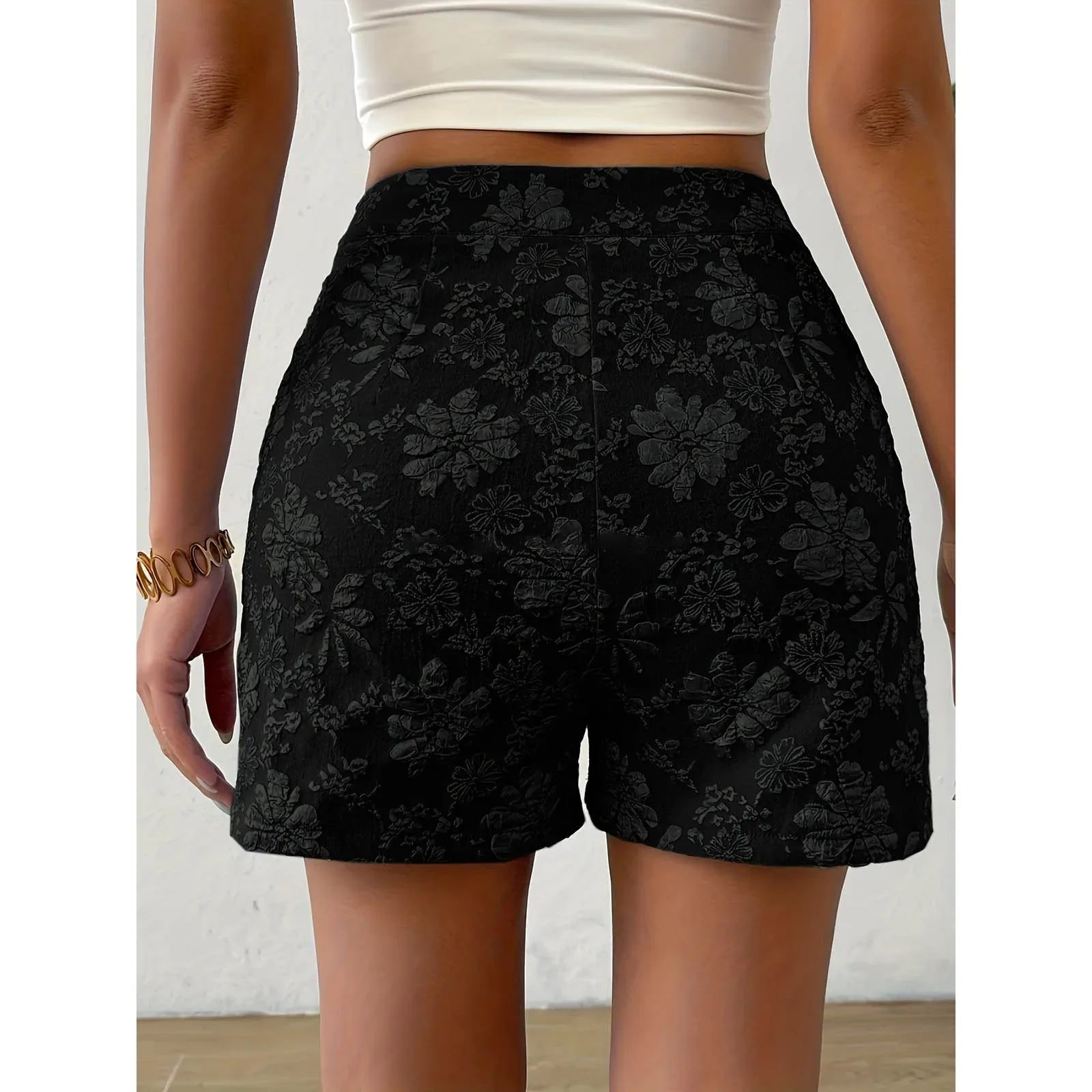 Floral Low Waist Shorts – Casual Fit - Piña Colada