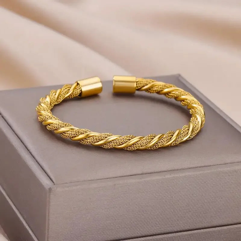 18K Gold-Plated Stainless Steel Cuff Bracelet for Women - Piña Colada