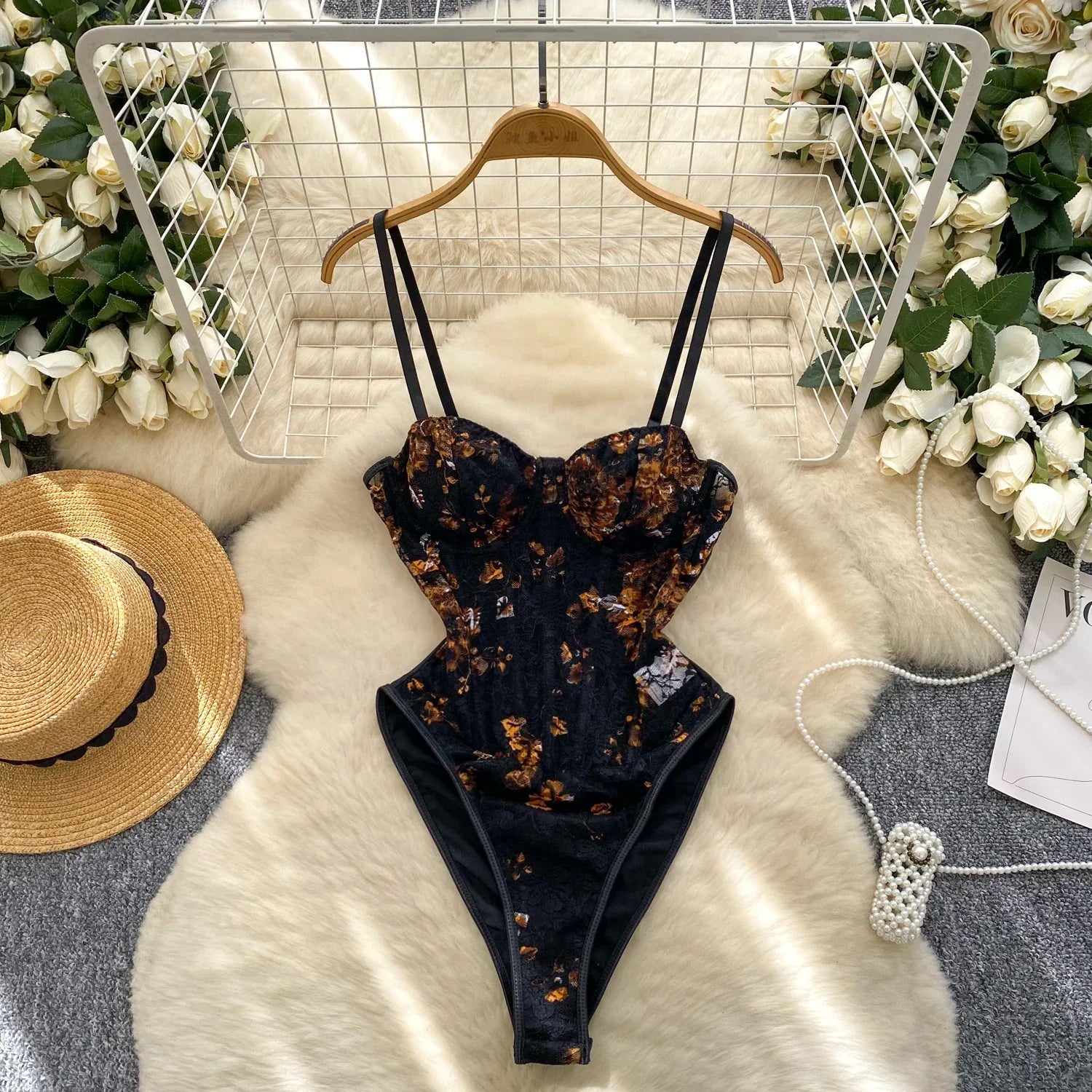 Vintage Floral Lace Slim Fit Bodysuit - Piña Colada