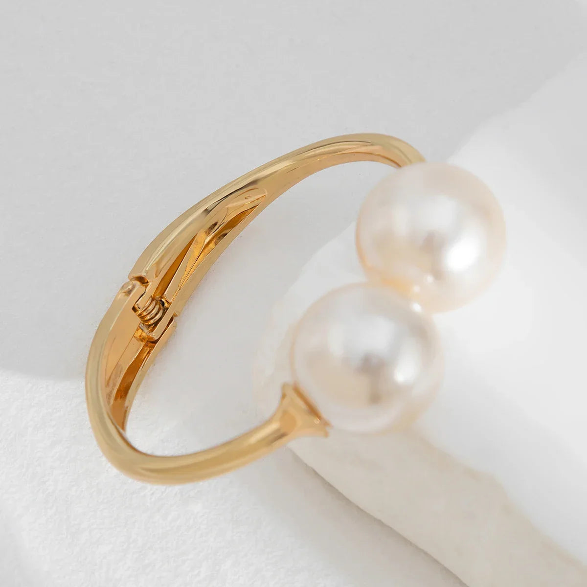 Vintage Creative Gold Color Bangles - Piña Colada