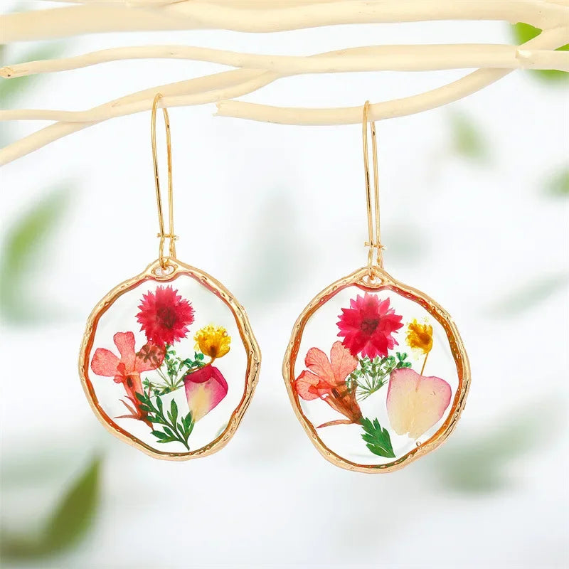 Natural Flower Dangle Earrings - Piña Colada