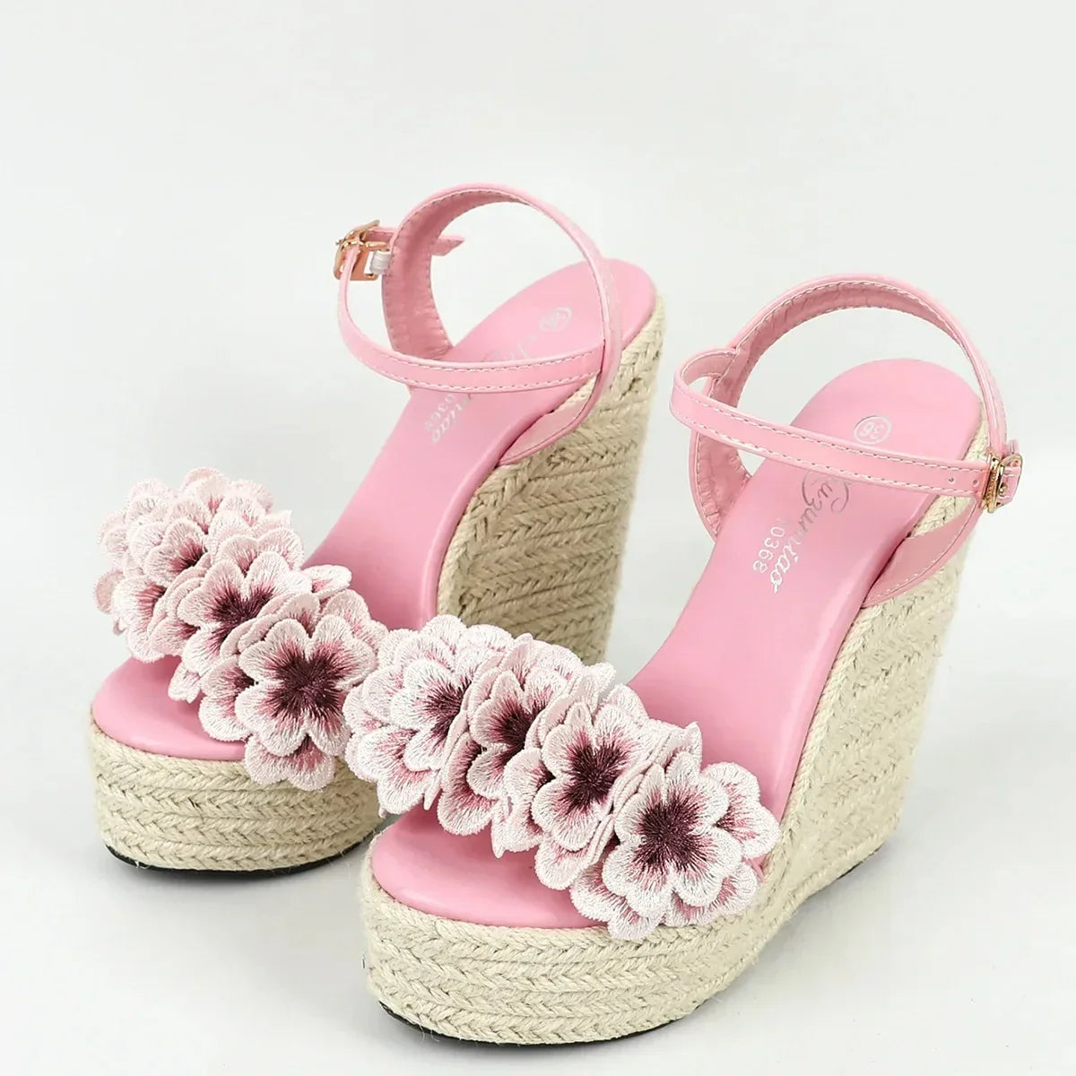 Wedge Sandals with Flower - Piña Colada