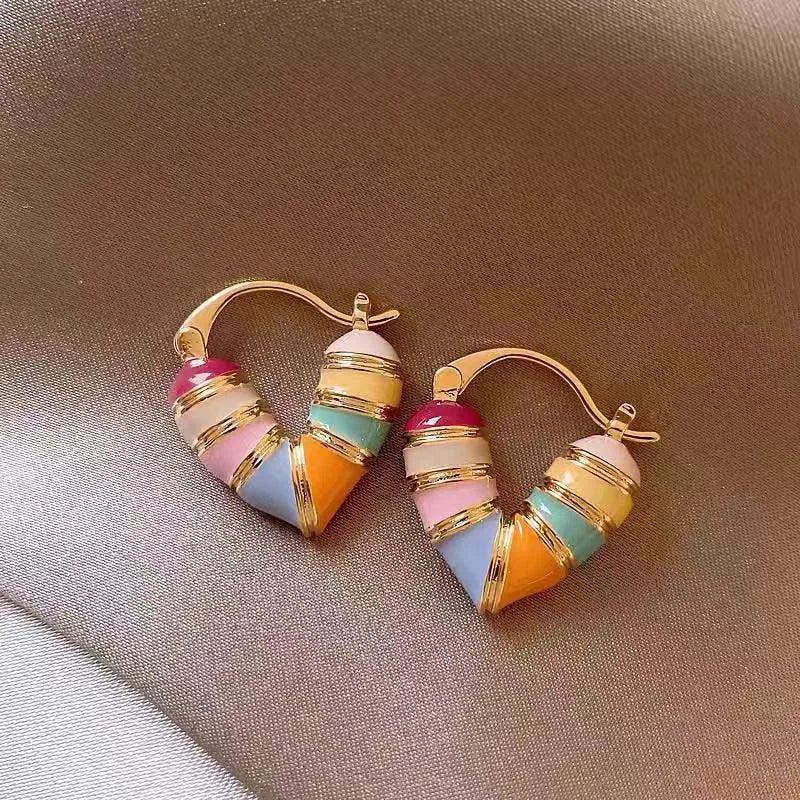 Vintage Red Heart Drop Earrings - Piña Colada