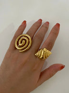 Conch Glossy Spiral Hollow Chunky Open Rings - Piña Colada