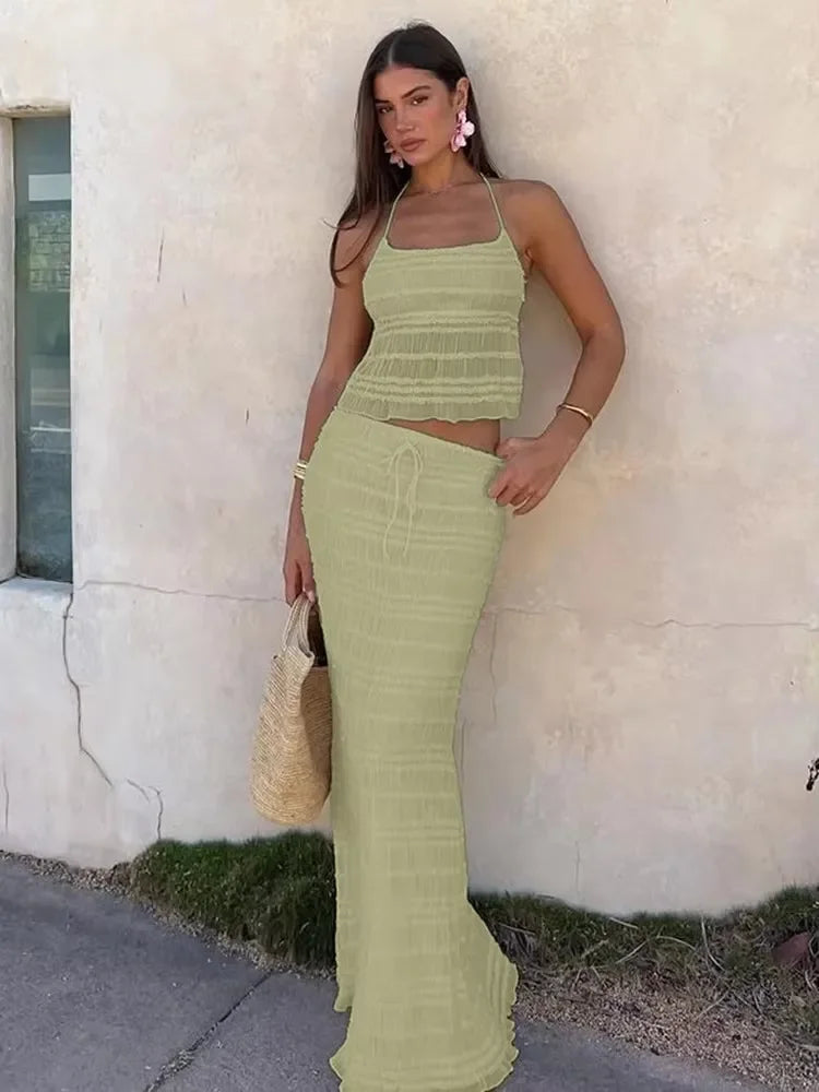 Backless Halter Sheath Dress – Knee-Length Streetwear Style - Piña Colada