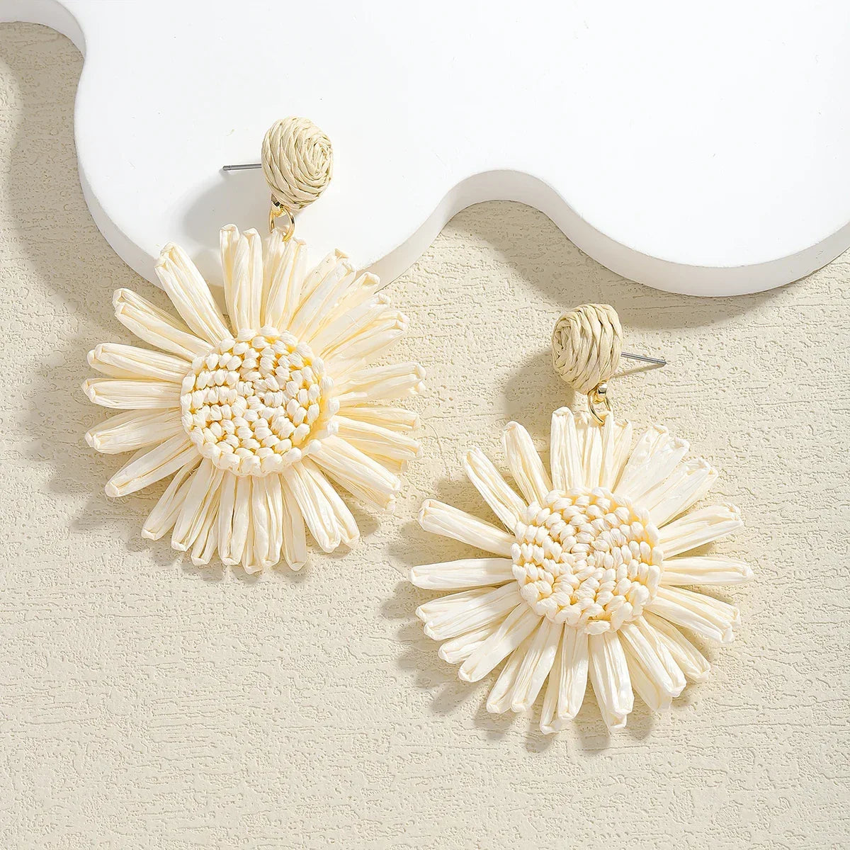 Boho Handmade Rattan Drop Earrings Flower - Piña Colada