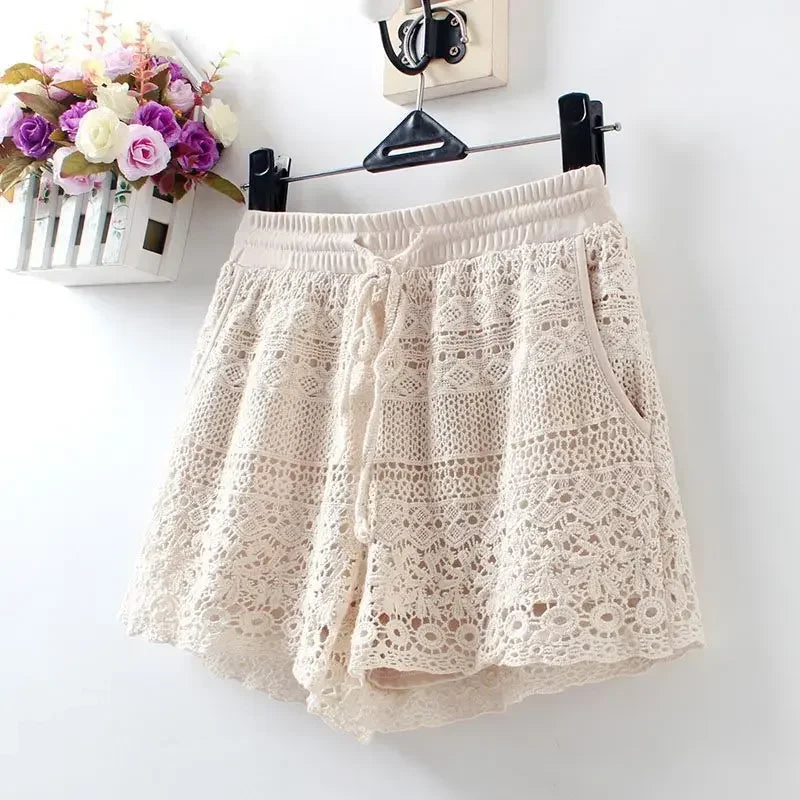 Casual High-Waist Appliqué Shorts with Drawstring - Piña Colada