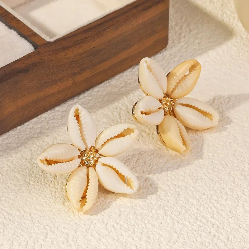 Shell Stud Earring - Piña Colada