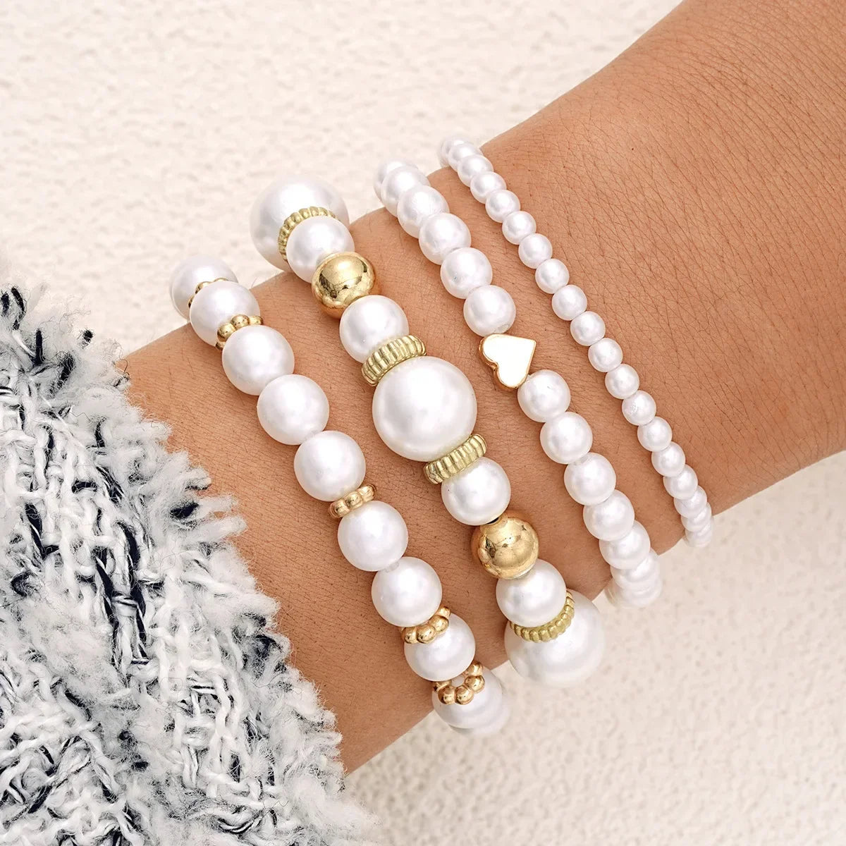 4-Piece Boho Pearl & Gold Charm Bracelet Set - Piña Colada
