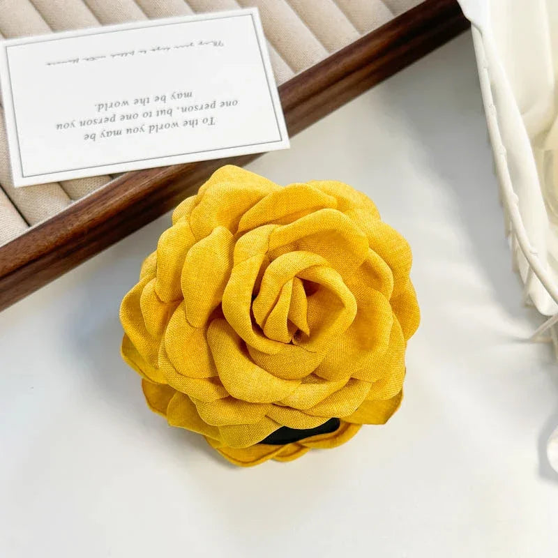 Sweet Flower Hair Claw - Piña Colada