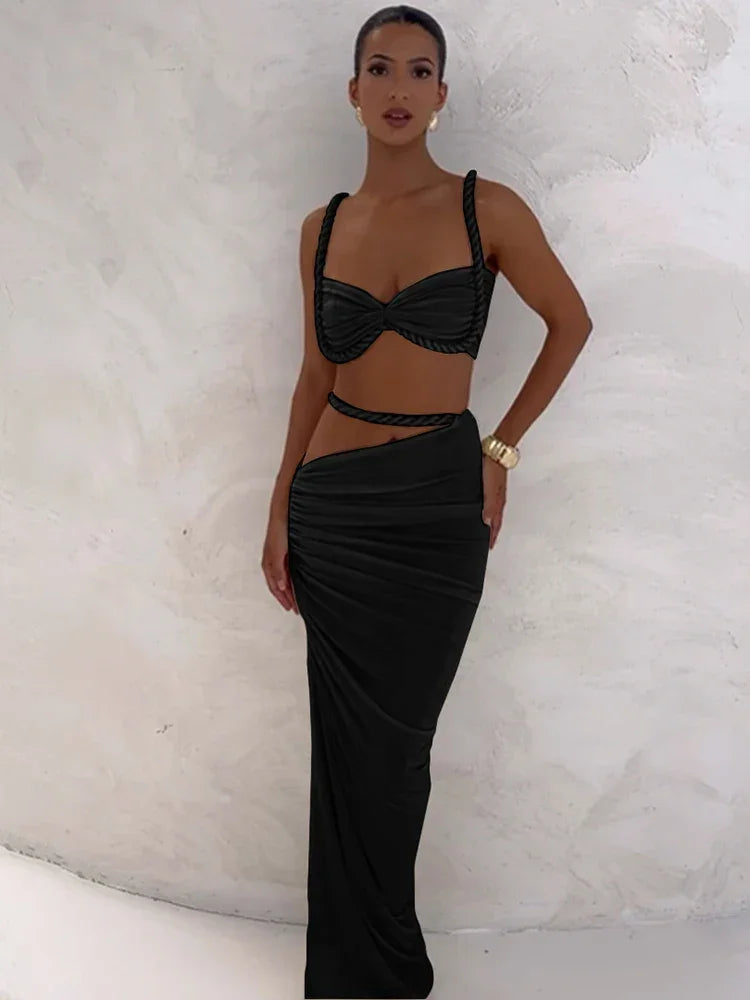 Backless Peter Pan Collar Maxi Dress – Sheath Fit Elegance - Piña Colada