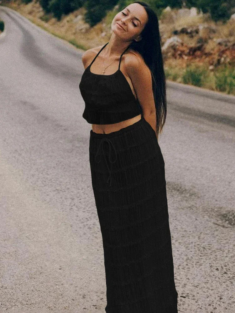 Backless Halter Sheath Dress – Knee-Length Streetwear Style - Piña Colada