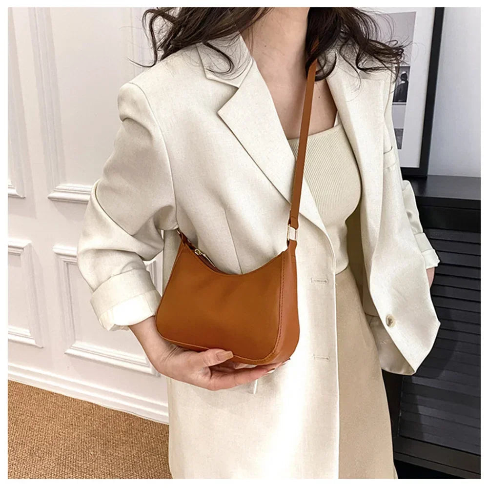 chic minaudière-style shoulder bag - Piña Colada