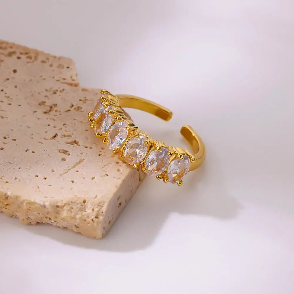 Gold Heart Zircon Ring – Stainless Steel Geometric - Piña Colada