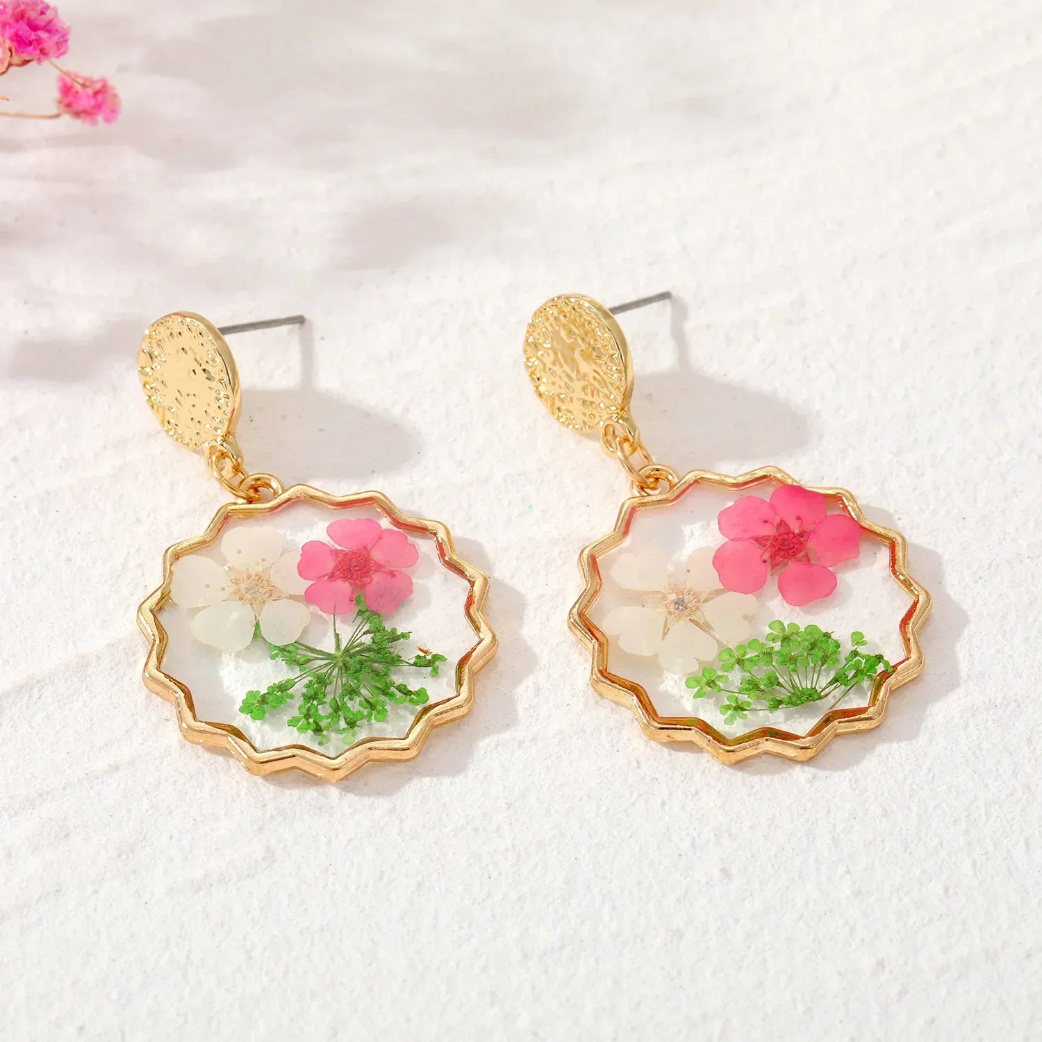 Natural Flower Dangle Earrings - Piña Colada