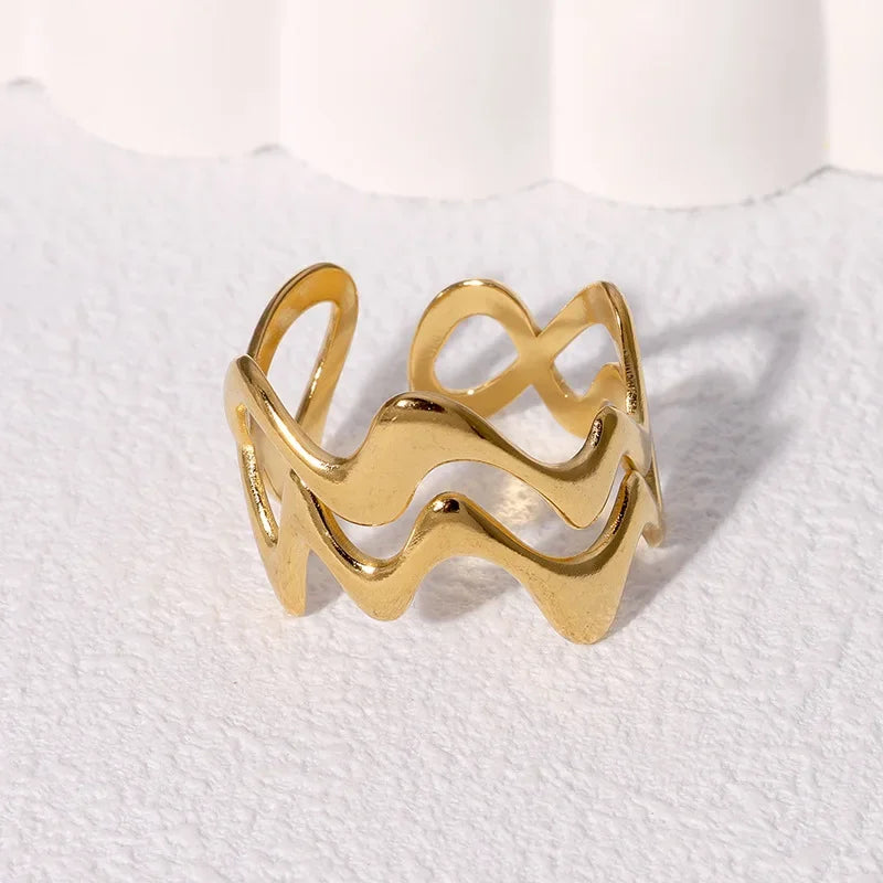 Stainless Steel Irregular Wave Ring - Piña Colada