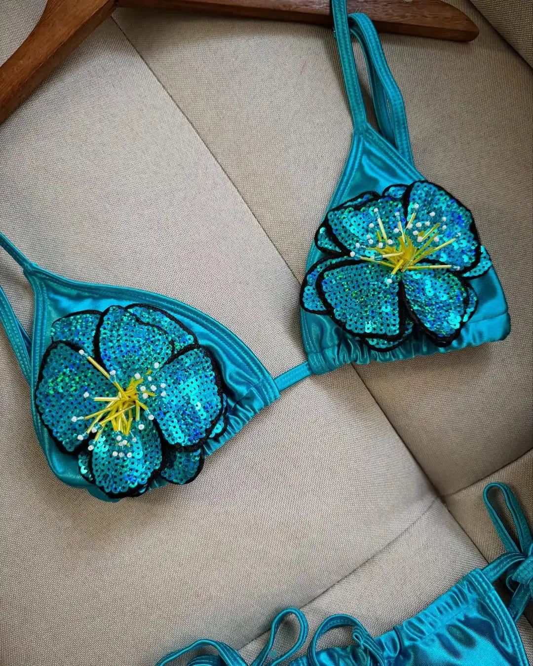 3D Flowers Lace-up Brazilian Bikini