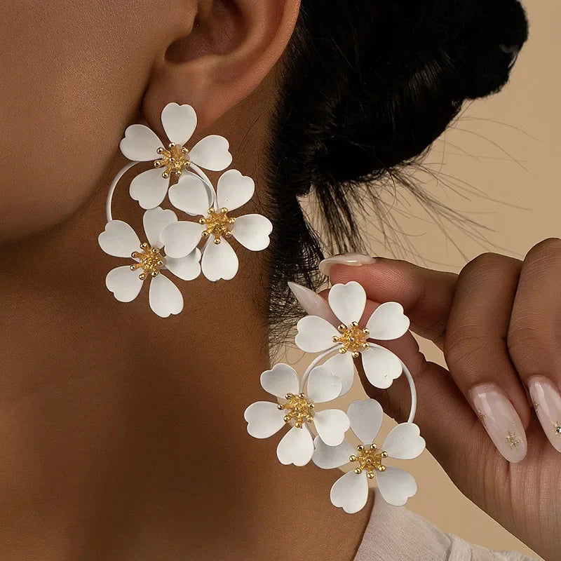 Trendy Flower Drop Earrings for Women - Piña Colada