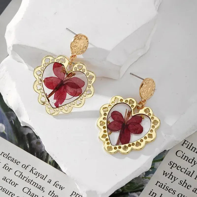 Natural Flower Dangle Earrings - Piña Colada