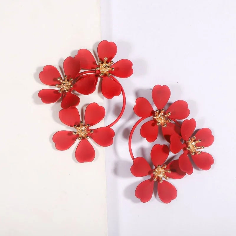 Trendy Flower Drop Earrings for Women - Piña Colada