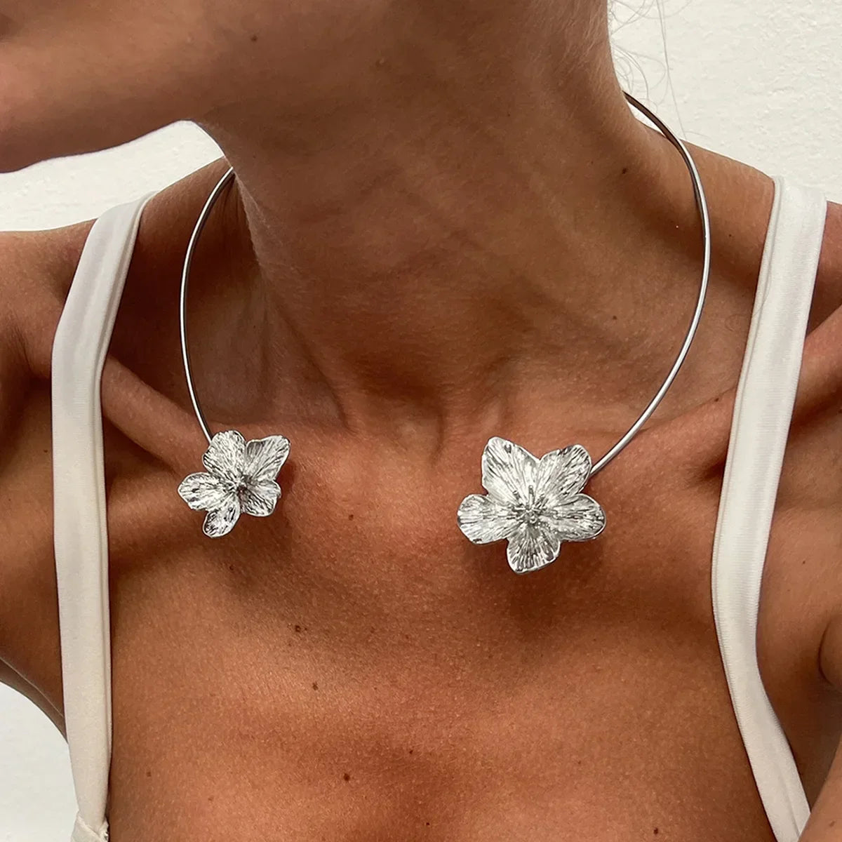 Ocean Starfish Shell Pendant - Piña Colada