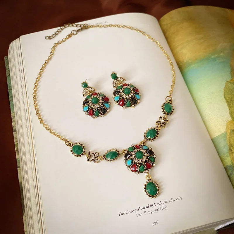 3-Piece Vintage Necklace & Earrings for Women - Piña Colada