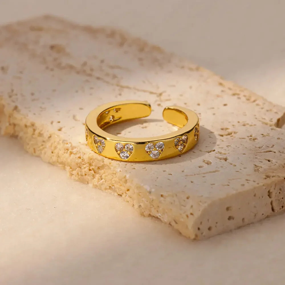 Gold Heart Zircon Ring – Stainless Steel Geometric - Piña Colada